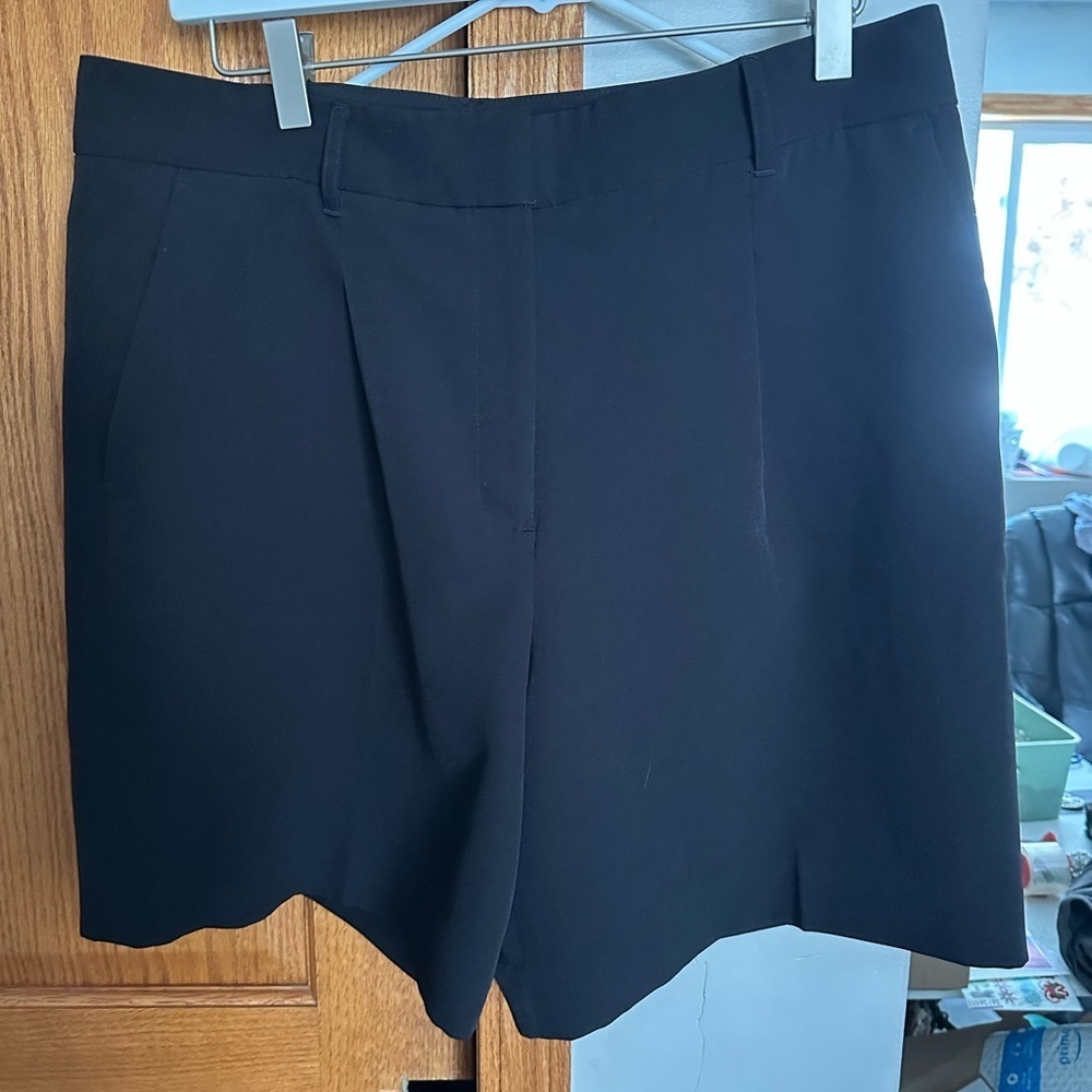 White House Black Market Women's Black Shorts